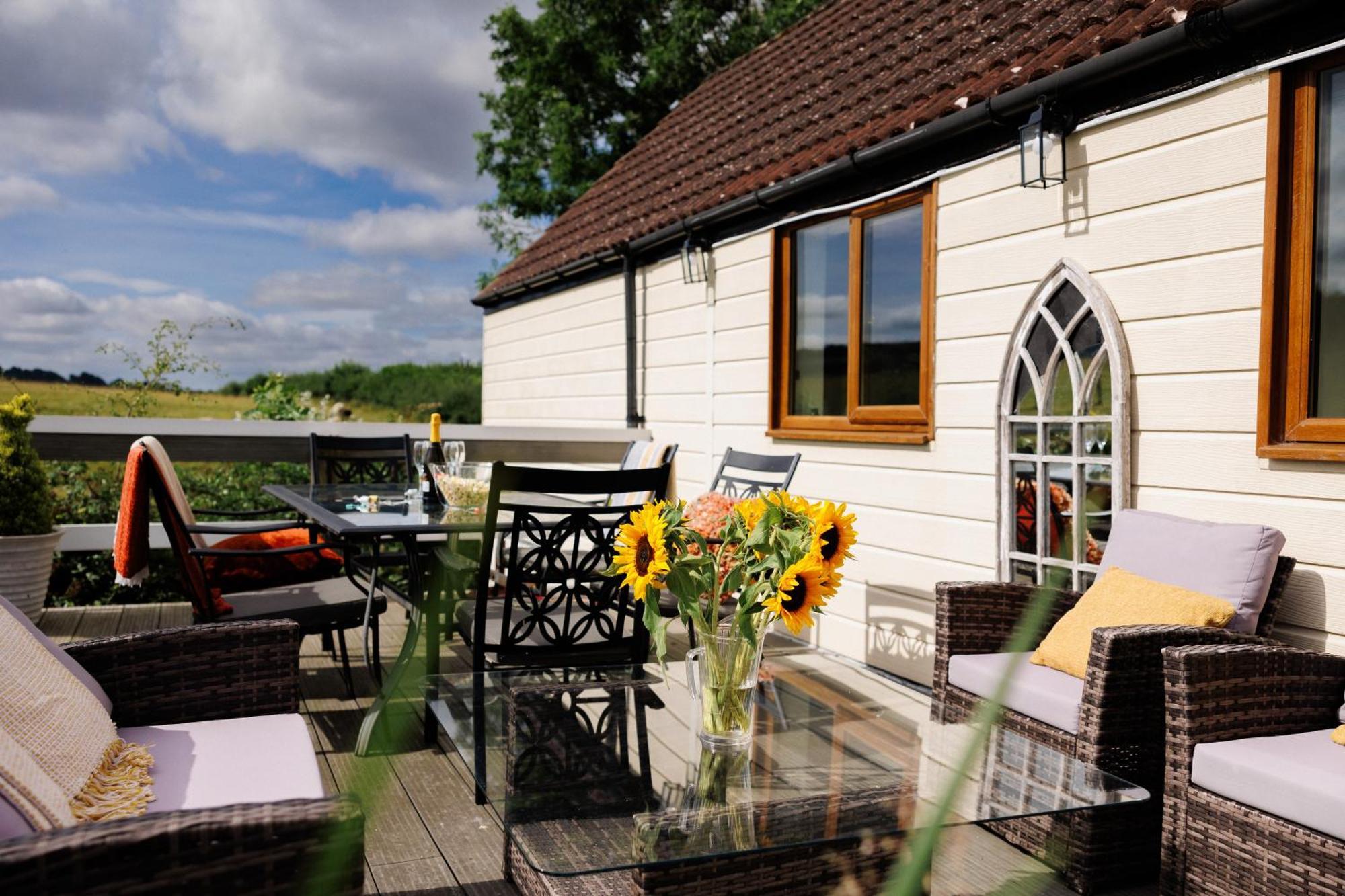 The West Barn Near Bath, Sleeps 24 And 2 Hot Tubs Villa Bristol Exterior photo